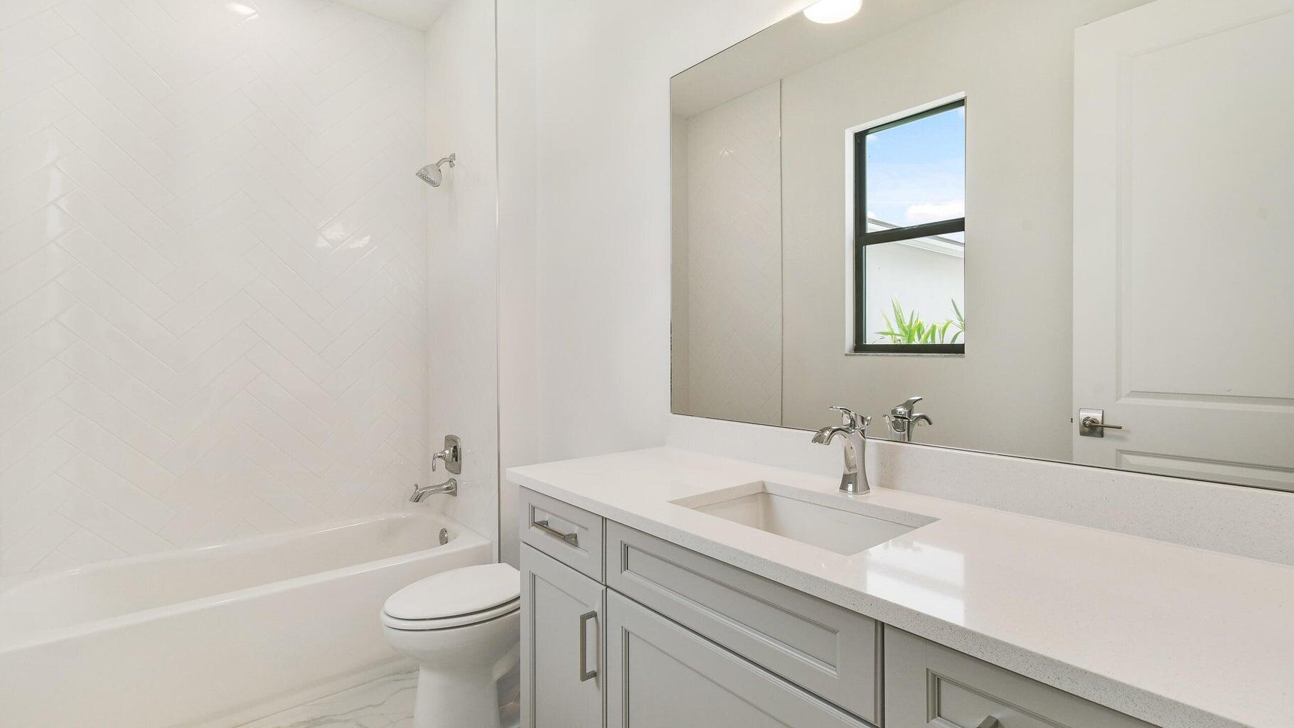 13136 Alton Road Palm Beach Gardens, FL 33418 - Photo 18 of 34 20240906141754120473000000-o