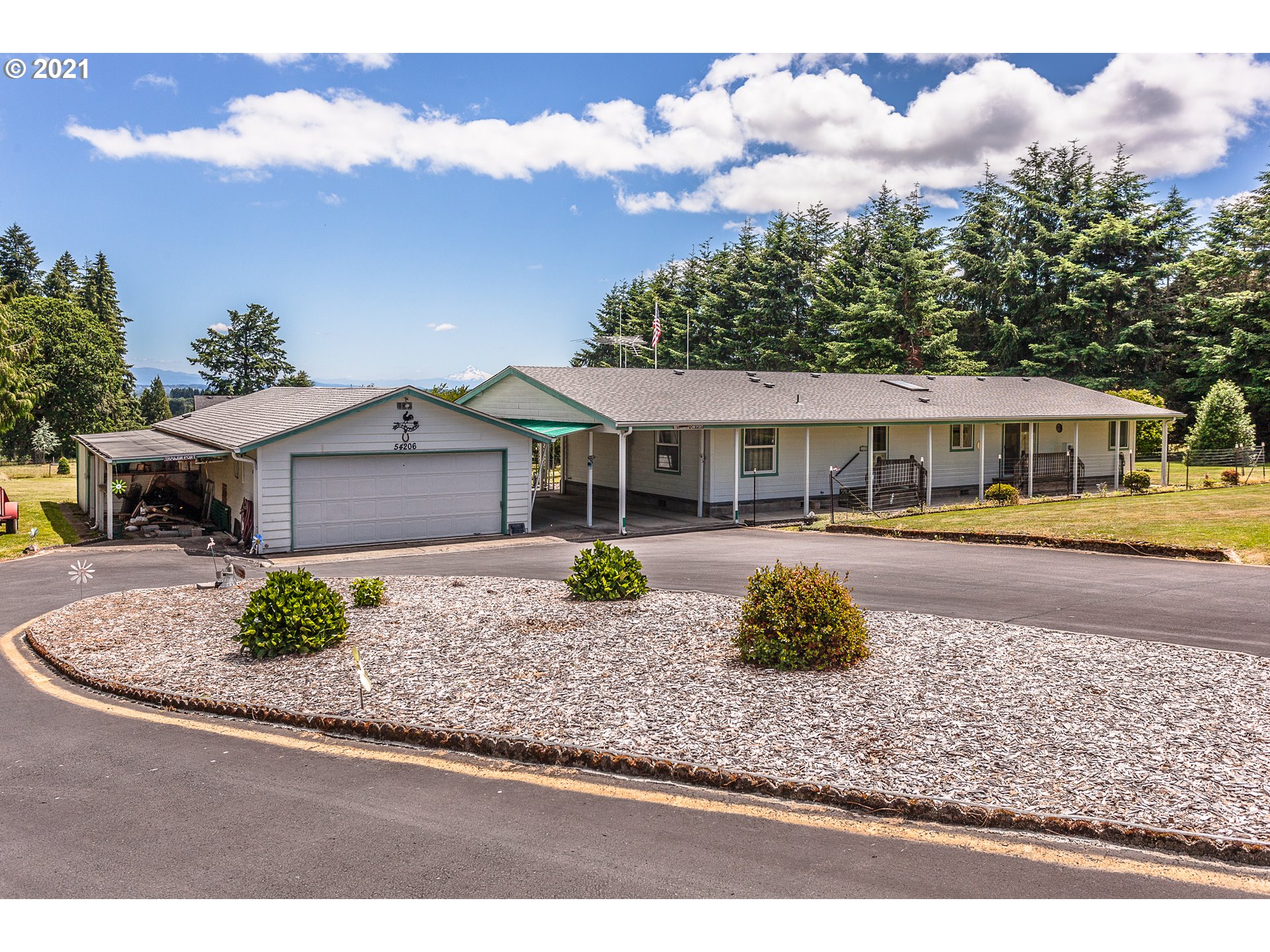 54206 Kalberer Road Scappoose, OR 97056 - Photo 3 of 11 Gallery Image 3