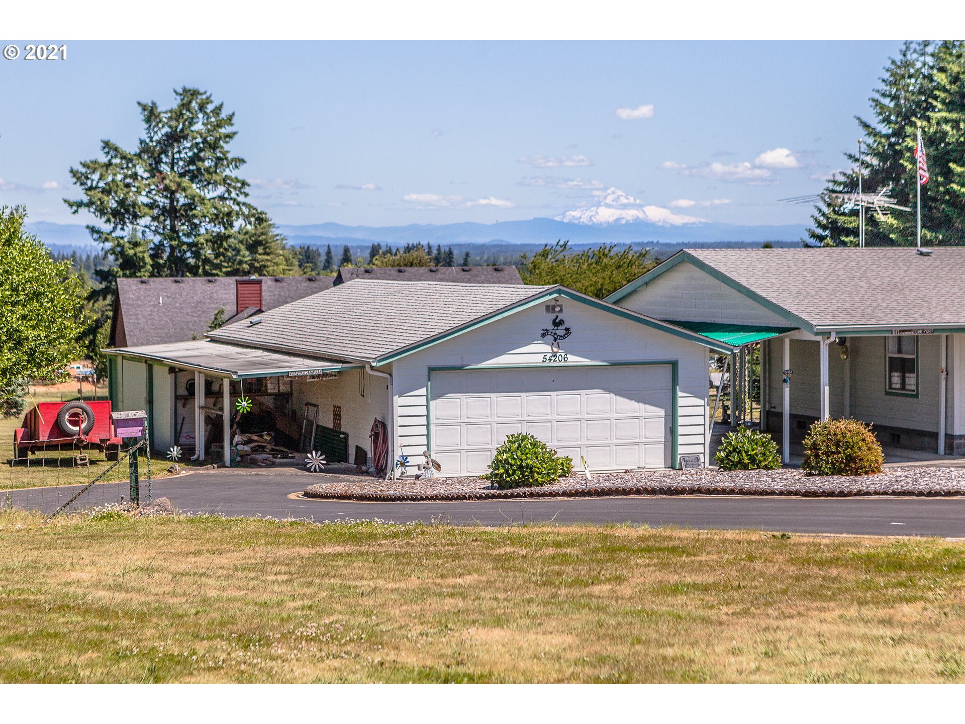 54206 Kalberer Road Scappoose, OR 97056 - Photo 4 of 11 Gallery Image 4