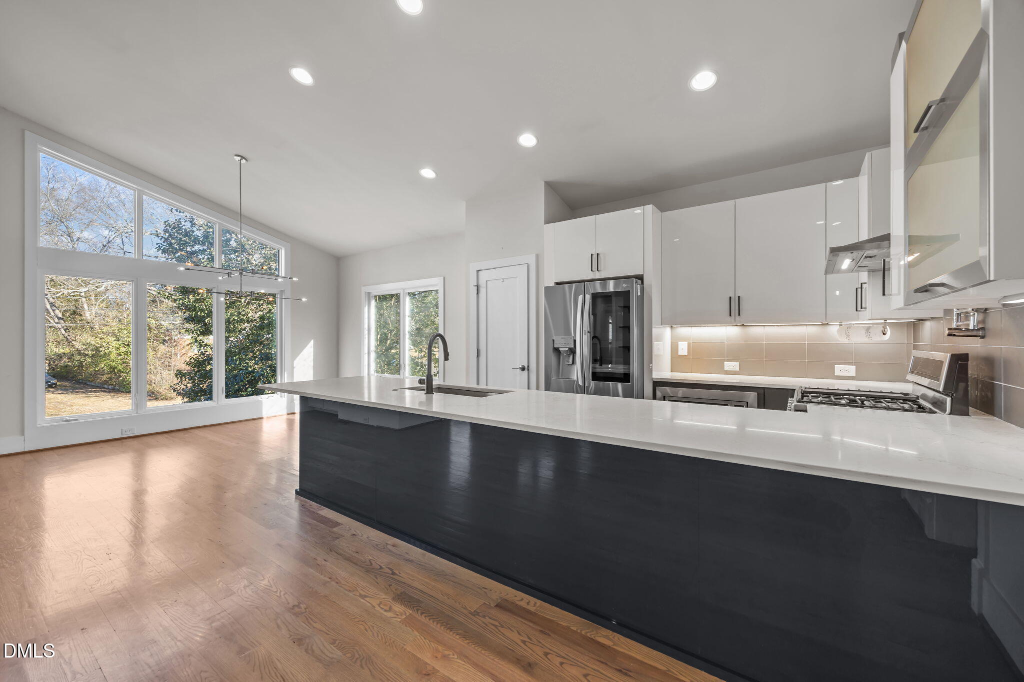 817 North King Charles Road Raleigh, NC 27610 - Photo 10 of 42 19-web-or-mls-IMG_5146