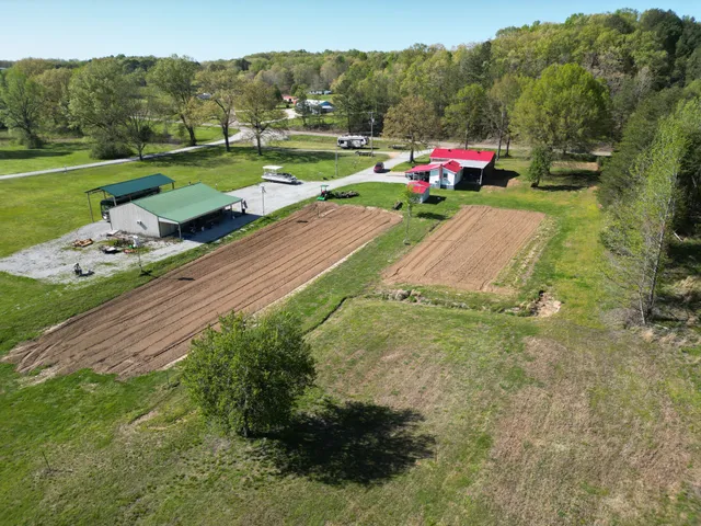 $375,000 | 4135 Highway 70, Camden, TN 38320