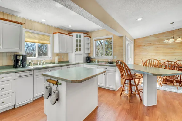 $850,000 | 24295 Matson Point Trail, Pelican Rapids, MN 56572