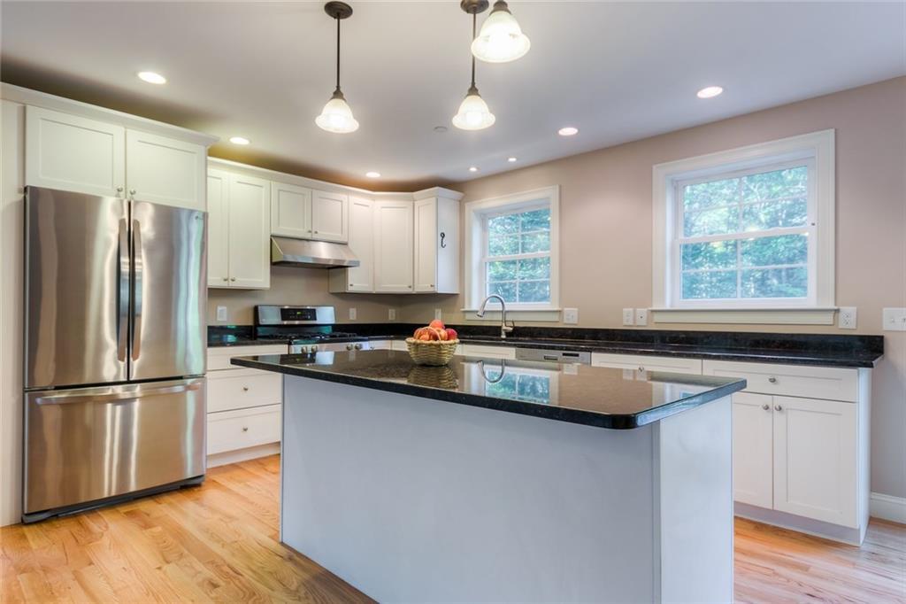 44 Newfield Road Freeport, ME 04032 - Photo 3 of 31 Photo