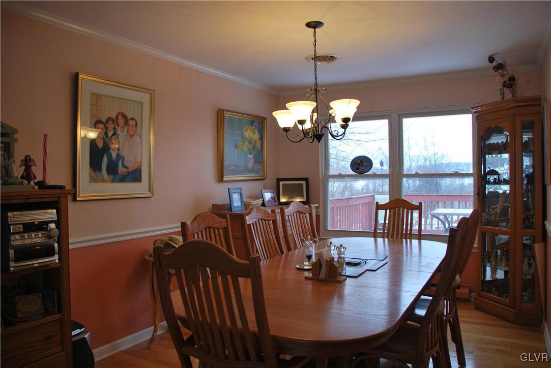 2734 Bridle Path Road Slatington, PA 18080 - Photo 8 of 26 Gallery Image 8