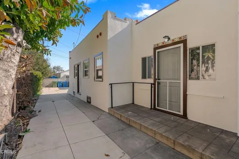 $960,000 | 208 North Fremont Avenue, Alhambra, CA 91801