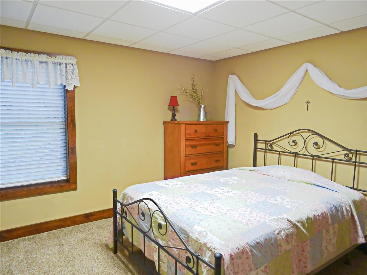 33 East Eble Road Boonville, IN 47601 - Photo 24 of 27 Gallery Image 24