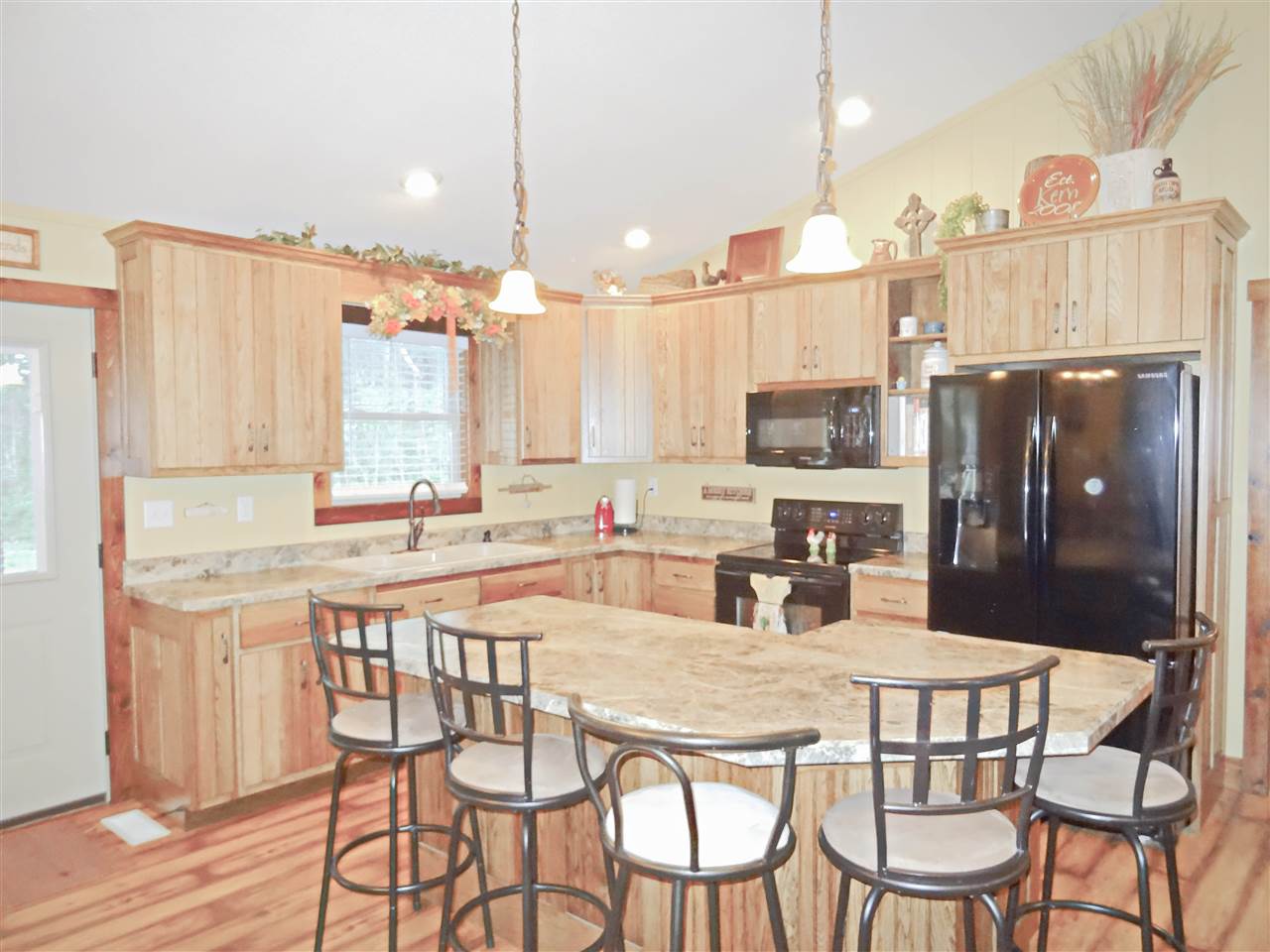 33 East Eble Road Boonville, IN 47601 - Photo 10 of 27 Gallery Image 10