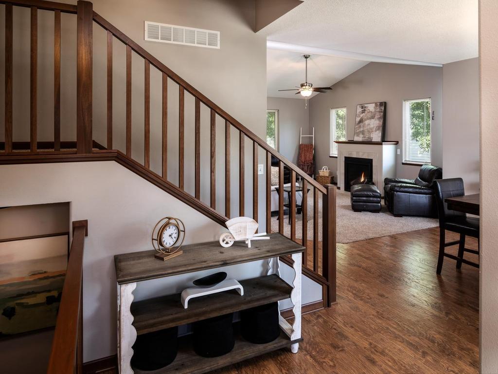 304 Tanager Road Mankato, MN 56001 - Photo 2 of 24 Gallery Image 2