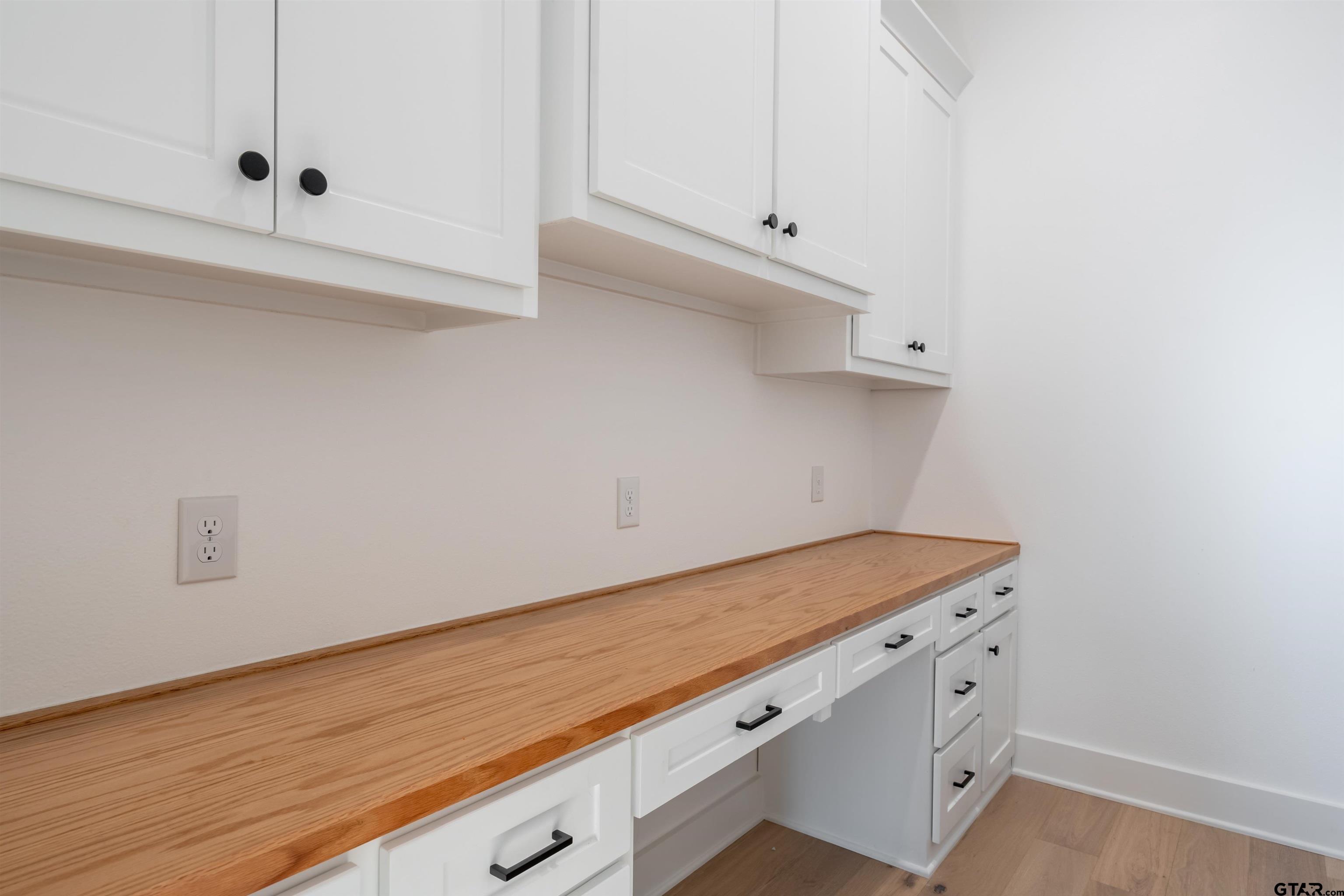 3005 Forest Trail Tyler, TX 75703 - Photo 22 of 32 a view of room with cabinets