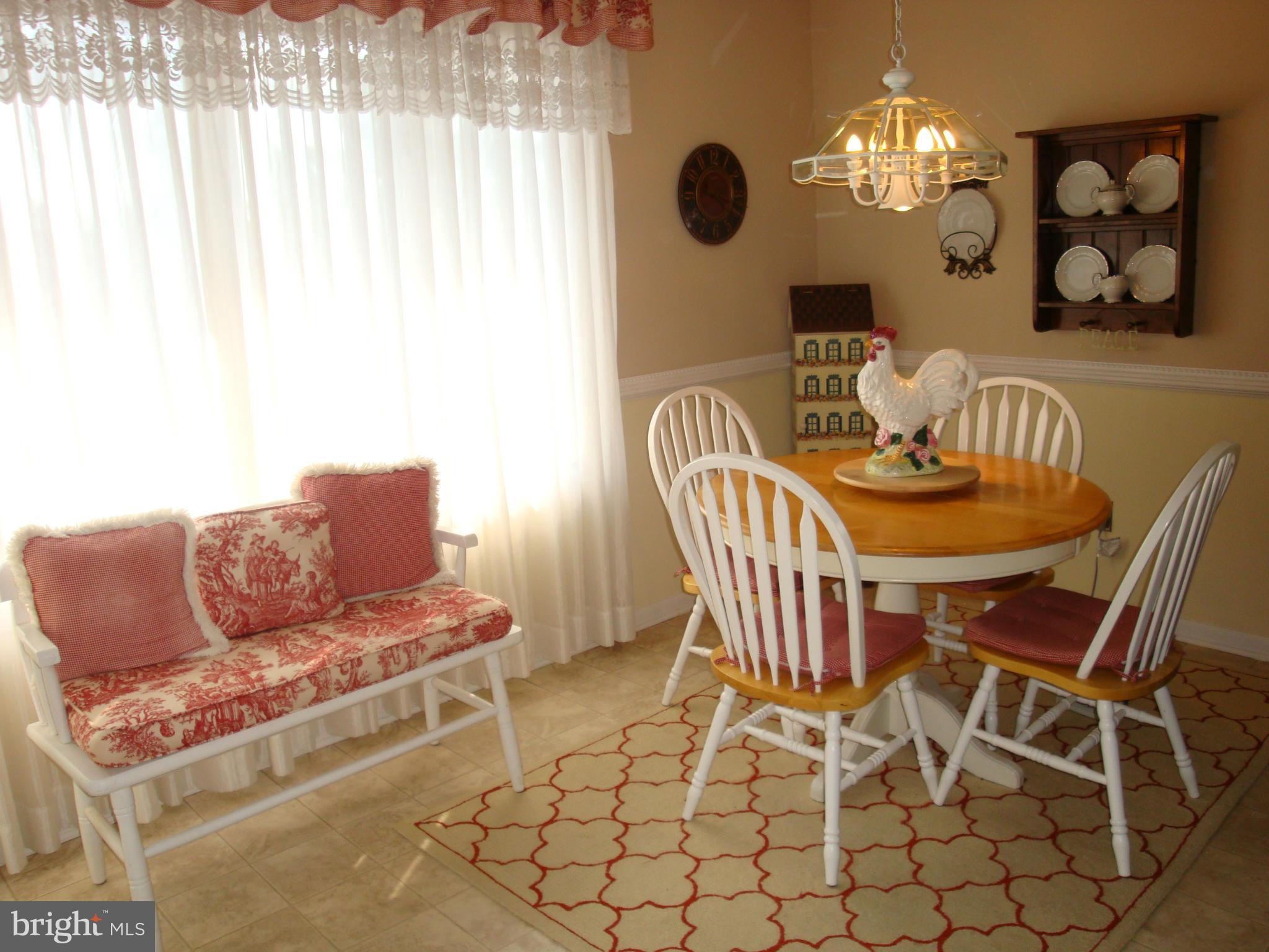 2404 Perring Woods Road Baltimore, MD 21234 - Photo 11 of 28 Kitchen