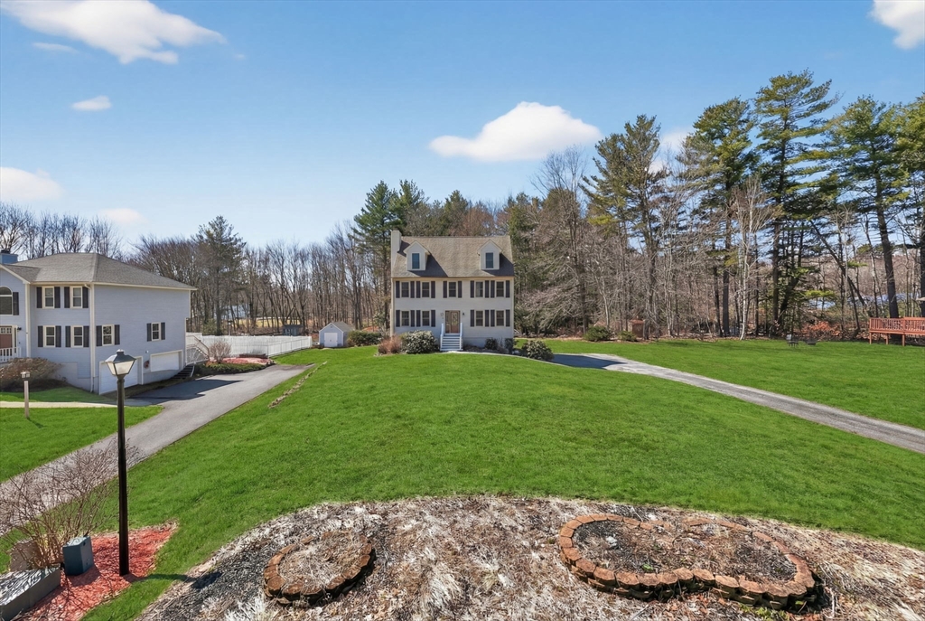 12 Hammond Farm Road Haverhill, MA 01832 - Photo 2 of 42