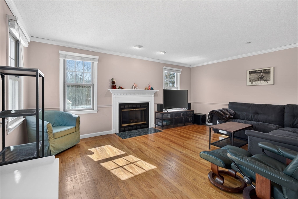 12 Hammond Farm Road Haverhill, MA 01832 - Photo 6 of 42