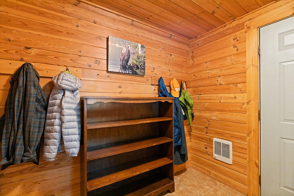 64 Parsons Road Norway, ME 04268 - Photo 37 of 64 25_BP5A8897_DxO_mls