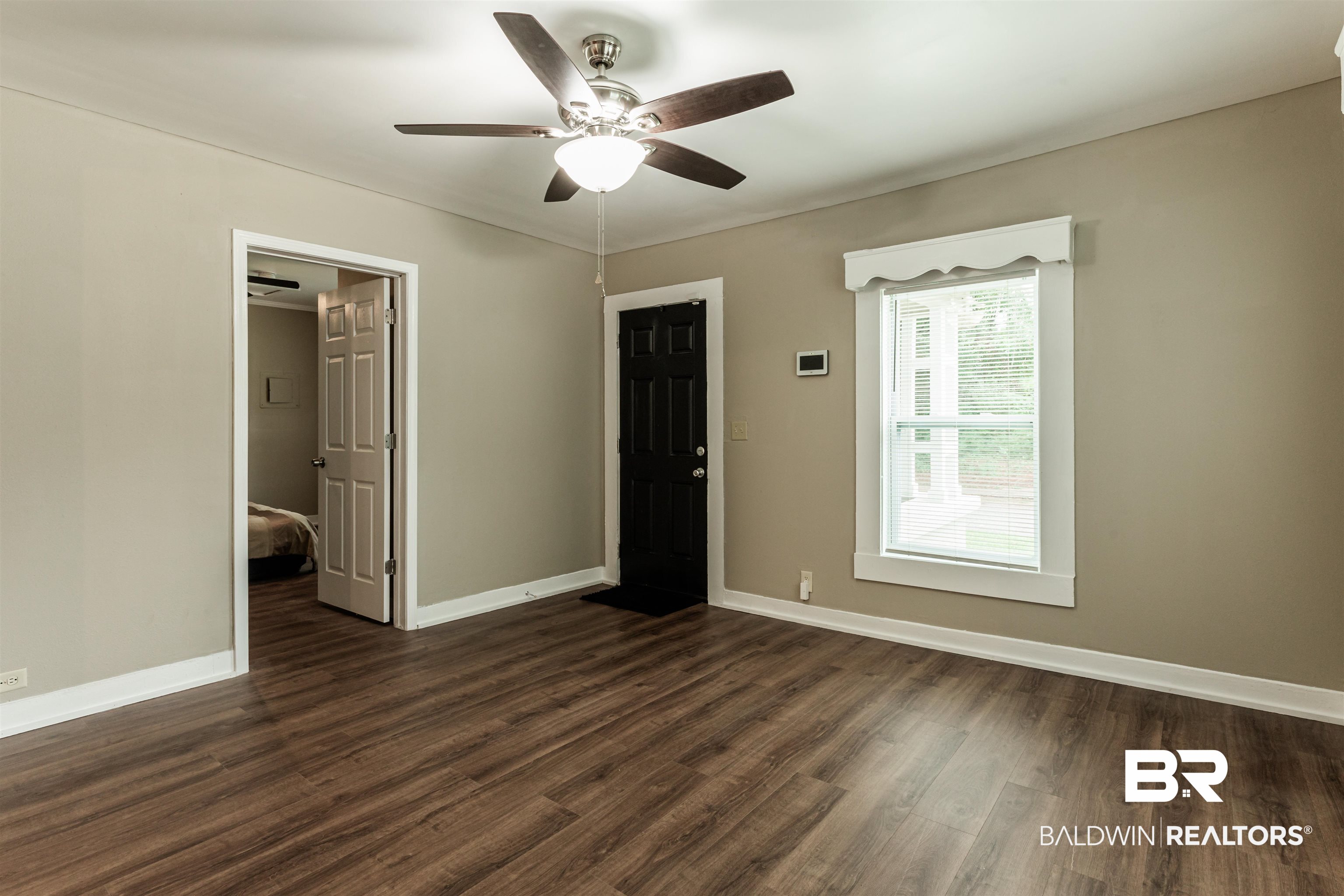 122 East Haig Street Mobile, AL 36610 - Photo 7 of 28