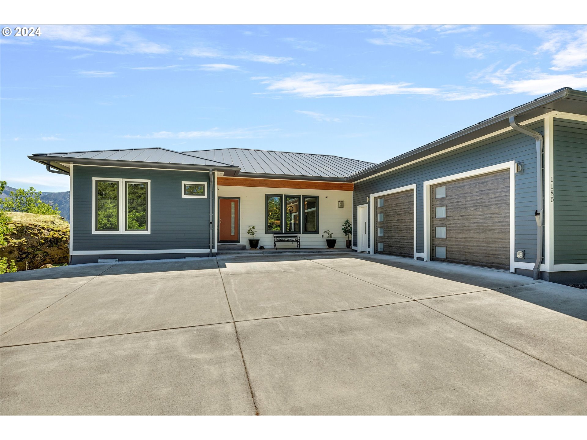 1180 Northwest Iman Loop Road Stevenson, WA 98648 - Photo 1 of 44