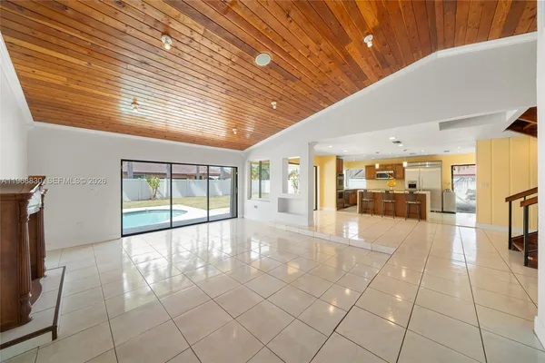 $699,999 | 4231 Northwest 73rd Avenue, Lauderhill, FL 33319