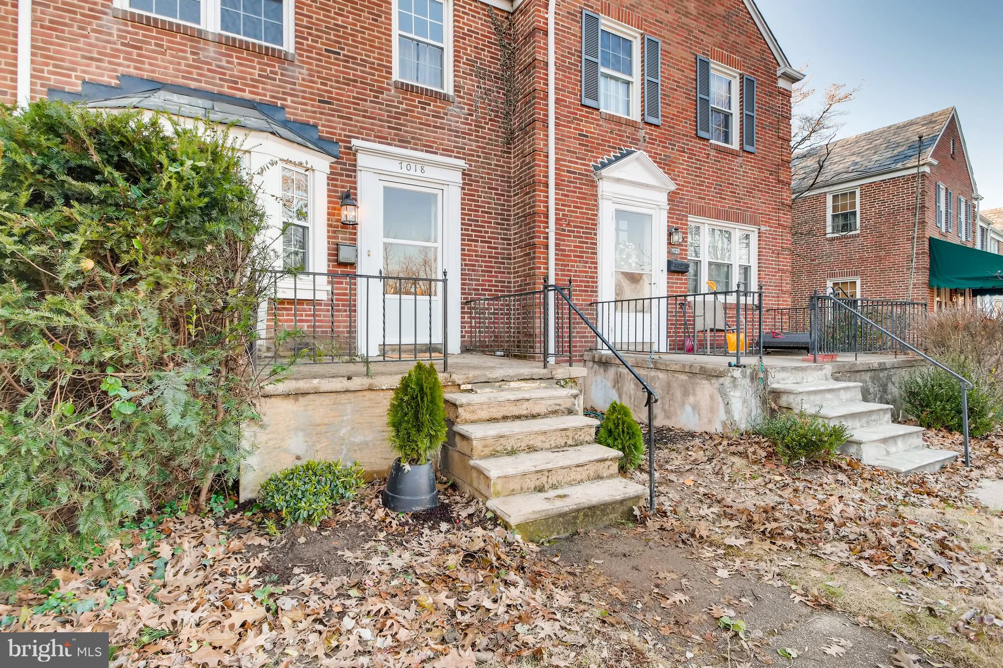 7018 Heathfield Road Baltimore, MD 21212 - Photo 3 of 34 View of bay window