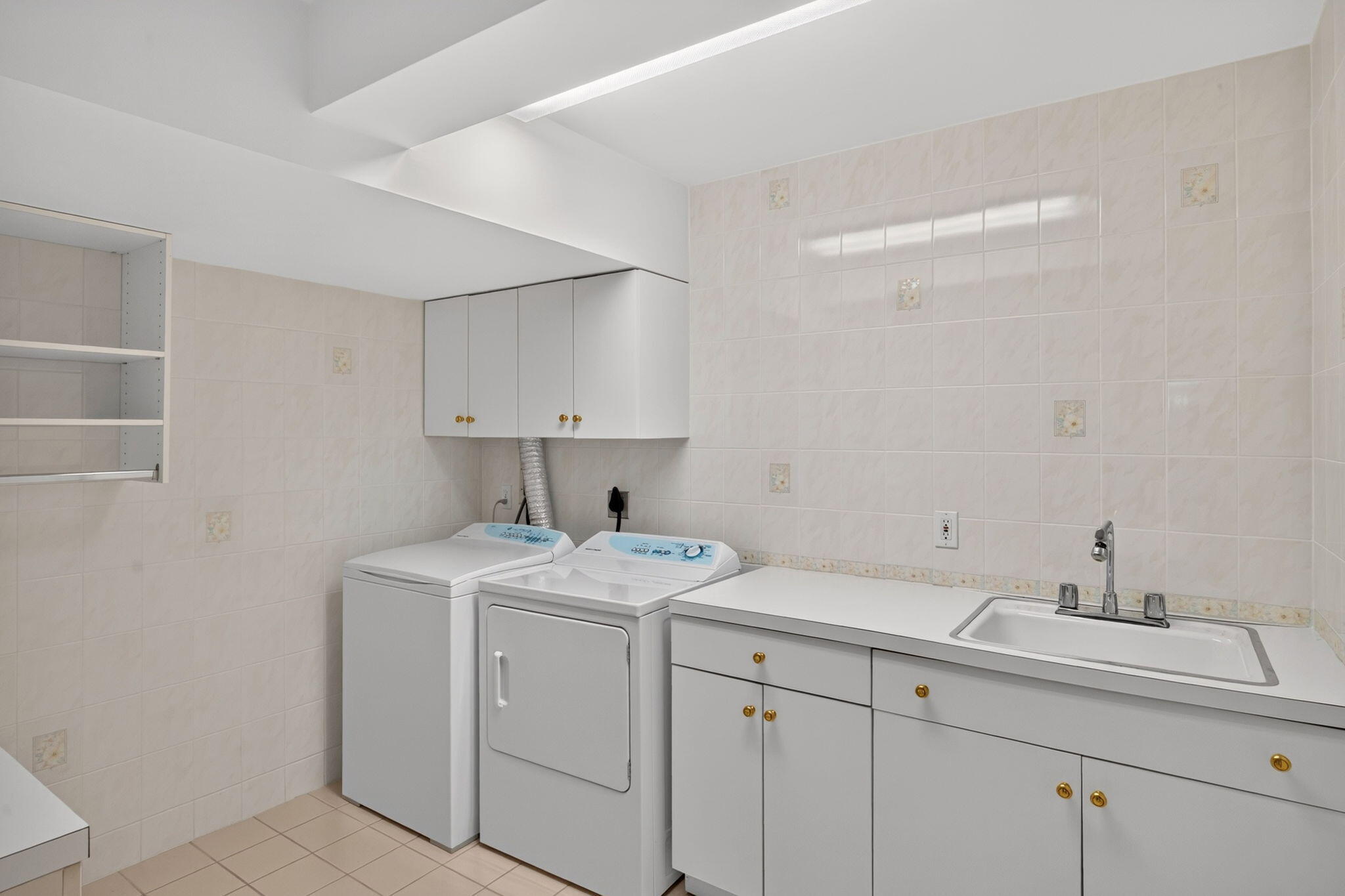 18 A Cape Codder Road, Unit 9N Falmouth, MA 02540 - Photo 28 of 57 25-25-8P0A5348