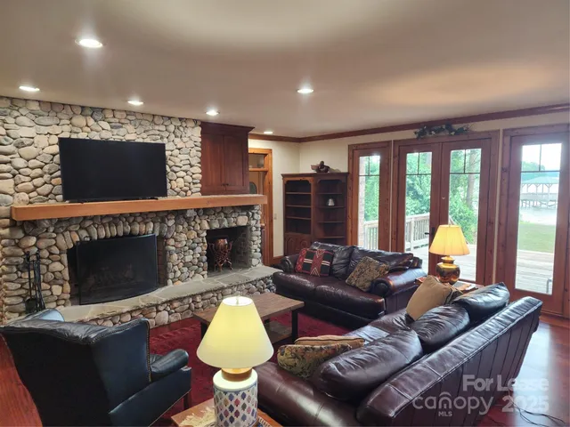 $6,500 | 16946 Belle Isle Drive, Cornelius, NC 28031