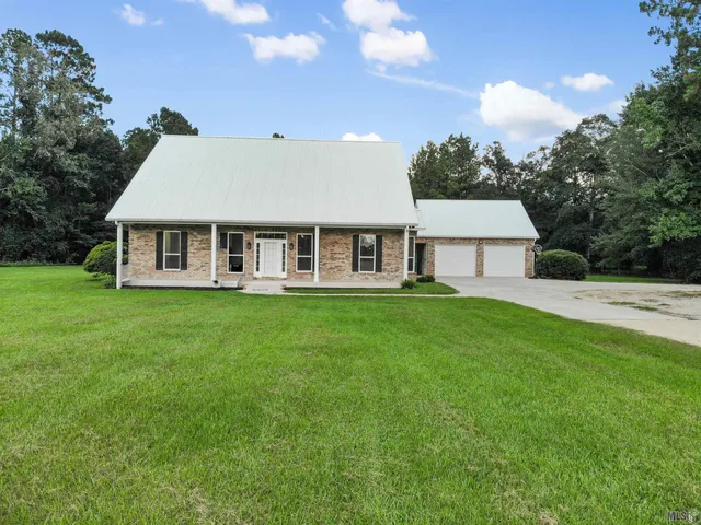 $499,900 | 39062 Reinninger Road, Denham Springs, LA 70706