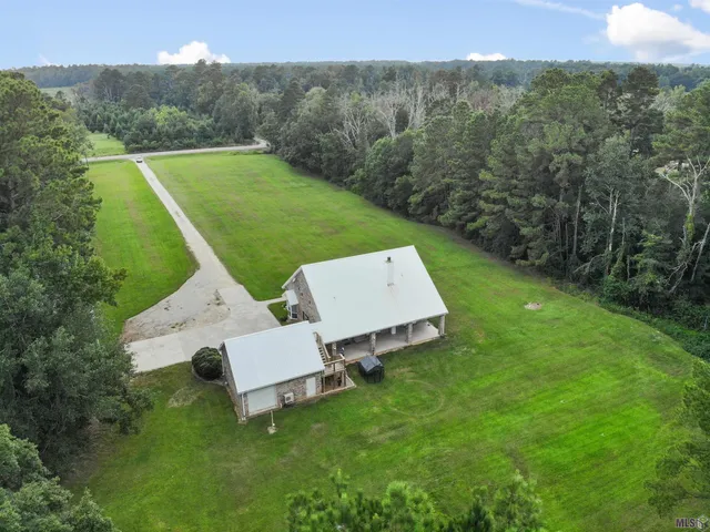 $499,900 | 39062 Reinninger Road, Denham Springs, LA 70706