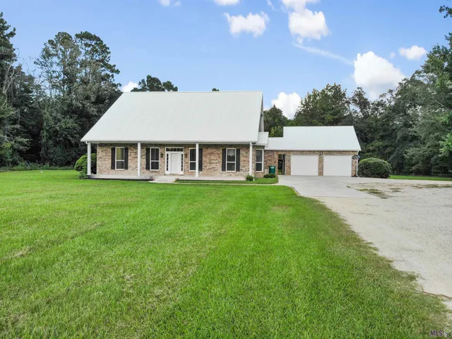 $499,900 | 39062 Reinninger Road, Denham Springs, LA 70706