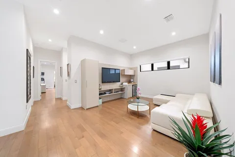 $1,925,000 | 8225 Central Park Boulevard, Doral, FL 33166