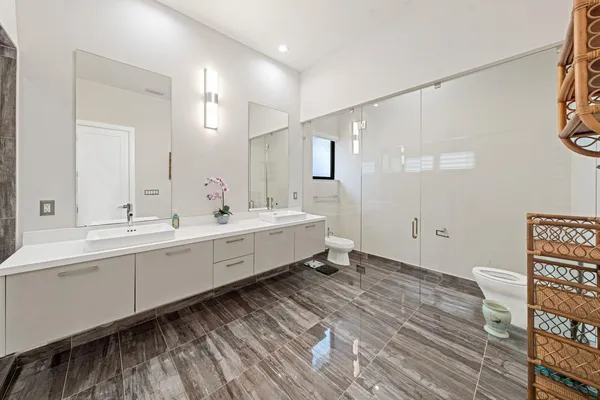 $1,925,000 | 8225 Central Park Boulevard, Doral, FL 33166