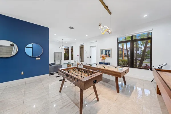 $1,925,000 | 8225 Central Park Boulevard, Doral, FL 33166