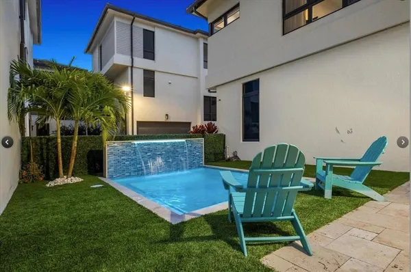 $1,925,000 | 8225 Central Park Boulevard, Doral, FL 33166