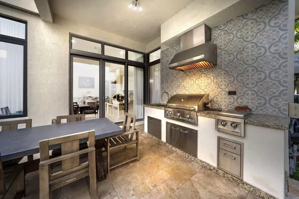 $1,925,000 | 8225 Central Park Boulevard, Doral, FL 33166