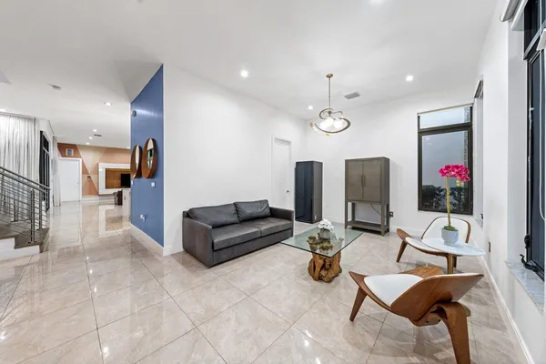 $1,925,000 | 8225 Central Park Boulevard, Doral, FL 33166