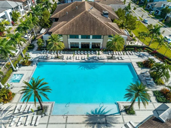 $1,925,000 | 8225 Central Park Boulevard, Doral, FL 33166