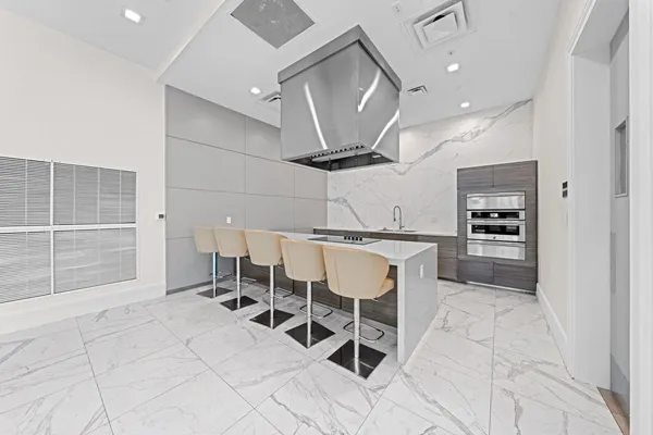 $1,925,000 | 8225 Central Park Boulevard, Doral, FL 33166