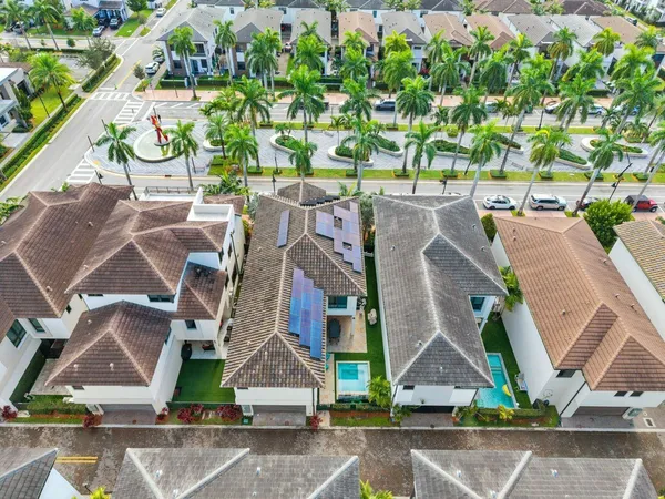 $1,925,000 | 8225 Central Park Boulevard, Doral, FL 33166