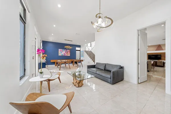 $1,925,000 | 8225 Central Park Boulevard, Doral, FL 33166