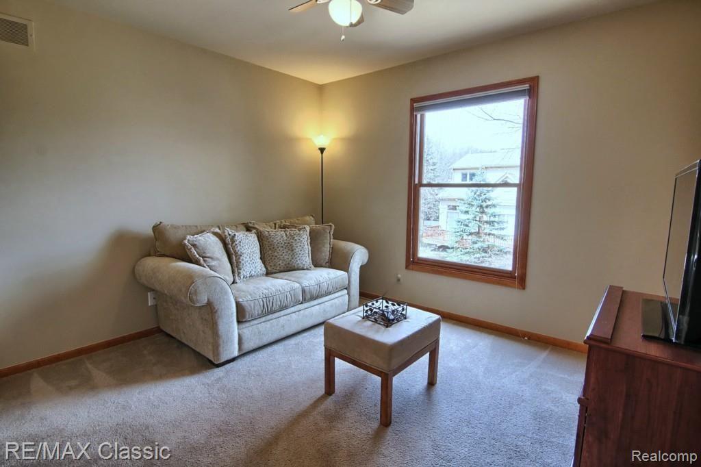 1088 Chesapeake Rochester, MI 48307 - Photo 29 of 41 4th_Bedroom.jpg