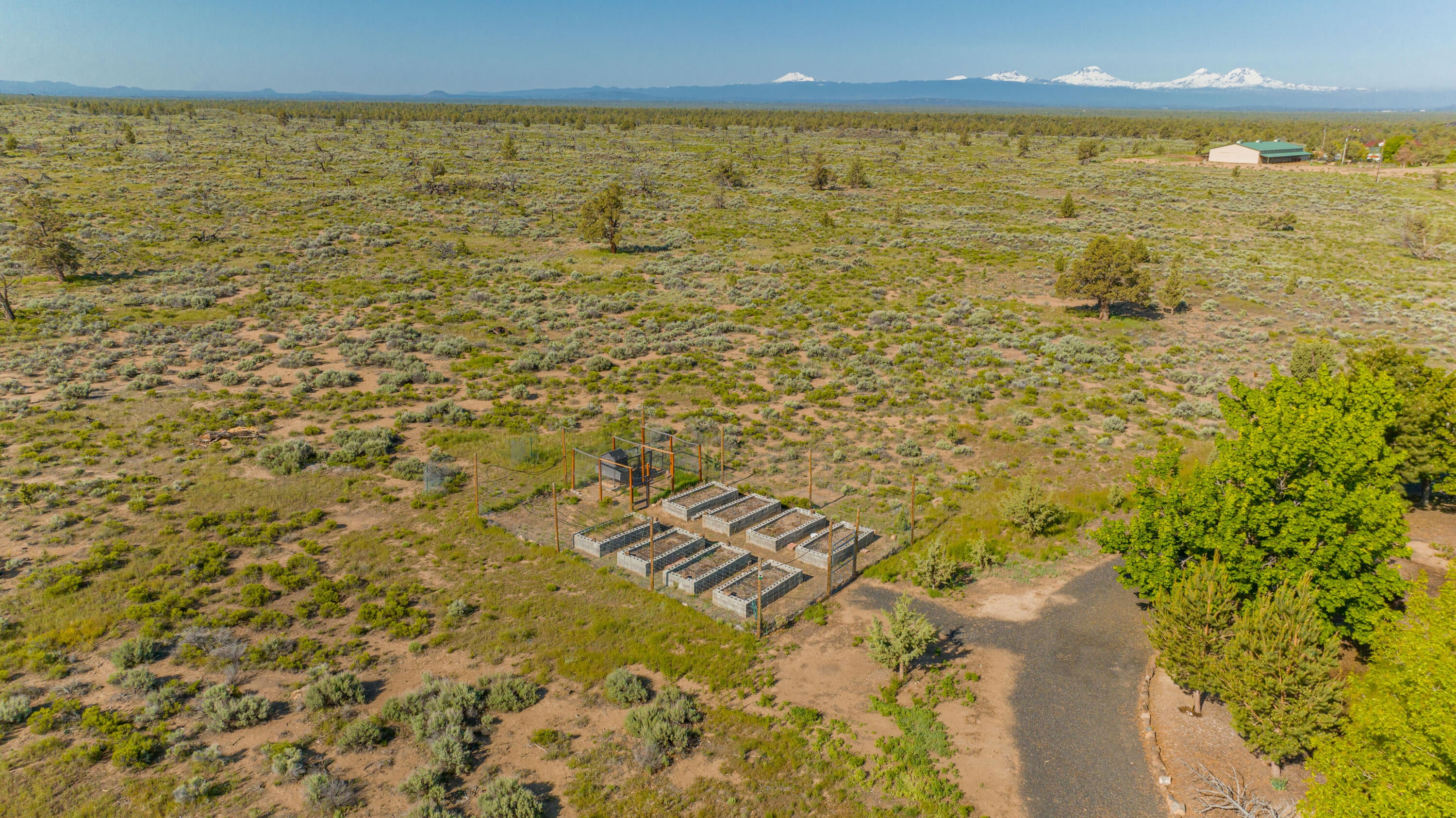 17446 Southwest Mount Adams Loop Powell Butte, OR 97753 - Photo 54 of 72 RileyVisualsa-13