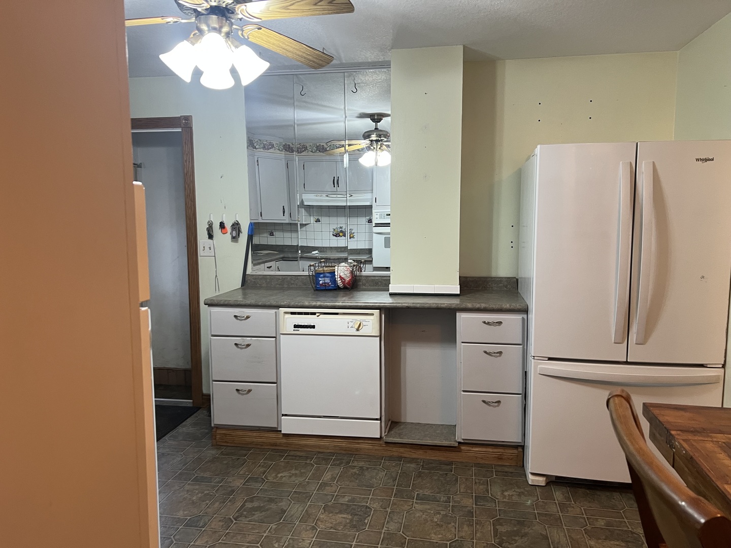 224 Martin Road Rock Falls, IL 61071 - Photo 8 of 22 Gallery Image 8