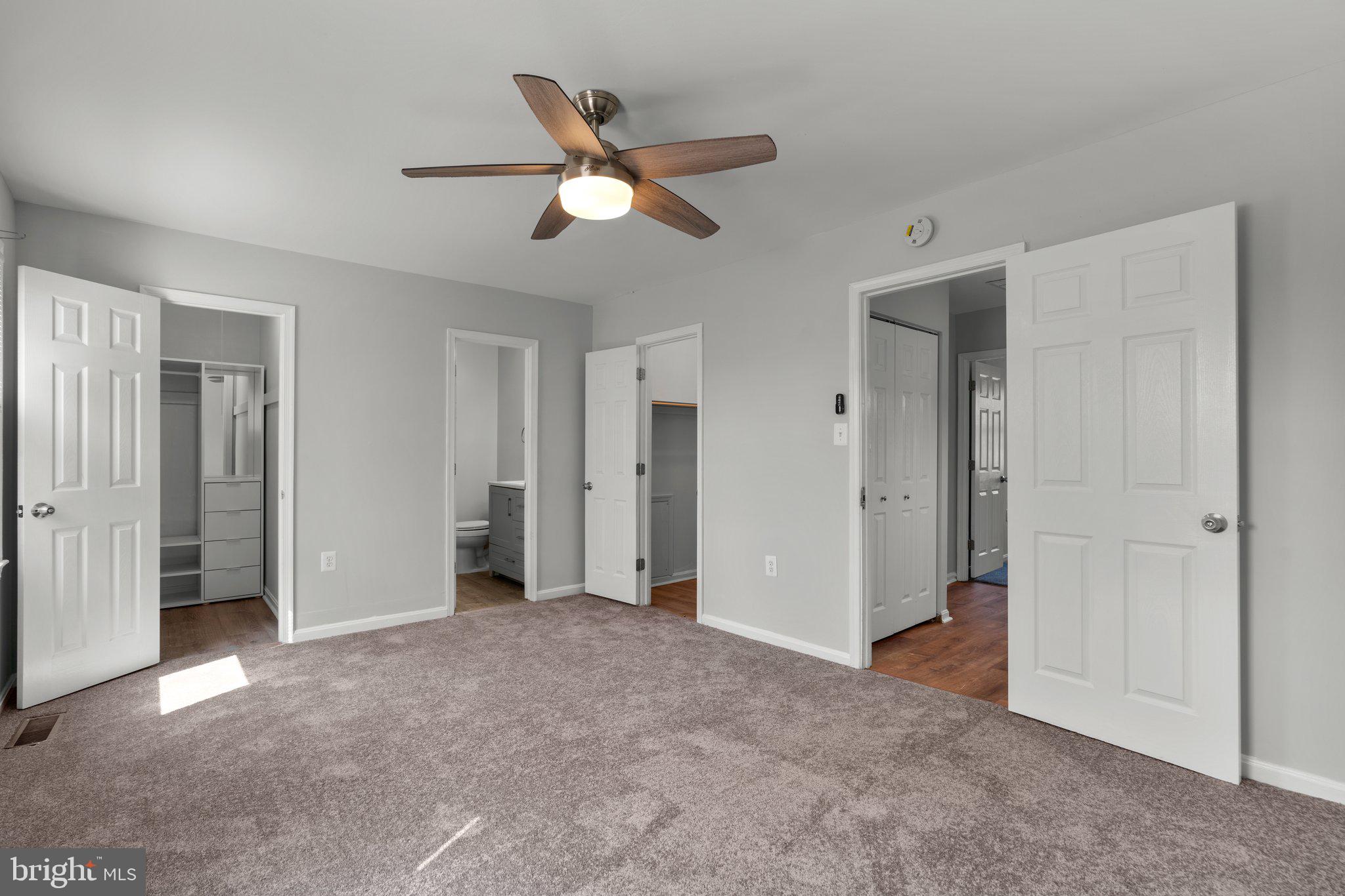 9130 Bobwhite Circle Gaithersburg, MD 20879 - Photo 23 of 36 a view of empty room with window