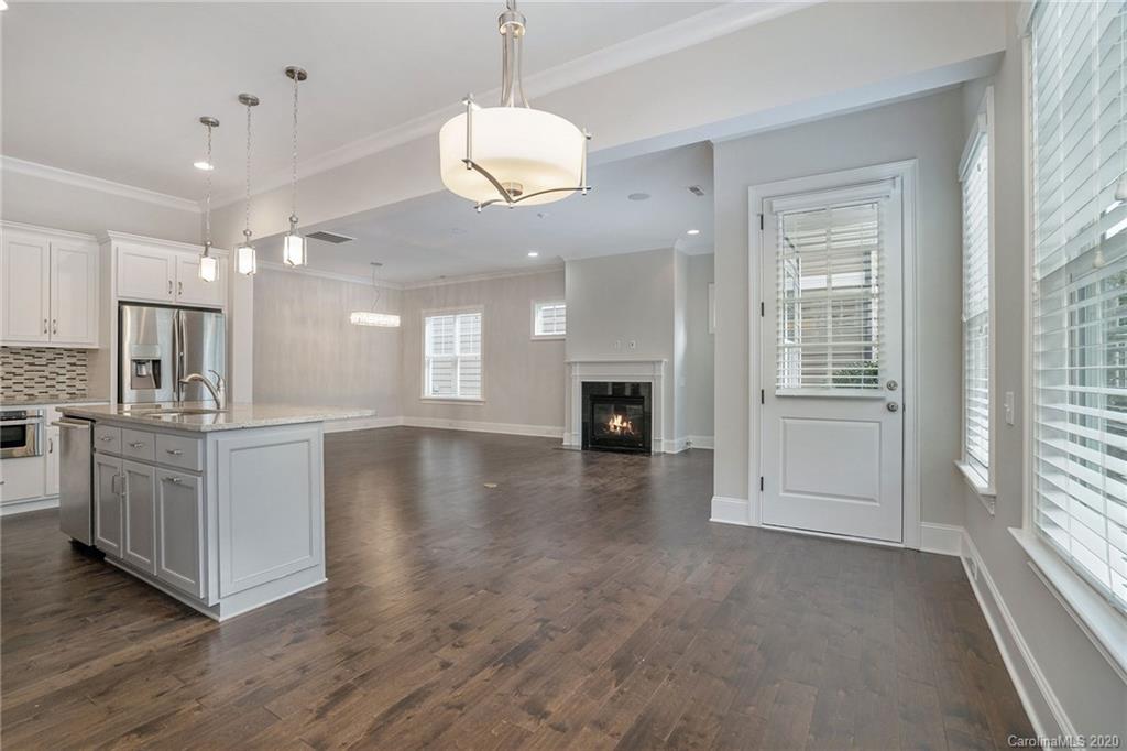 6735 Sardis Road Charlotte, NC 28270 - Photo 11 of 32 Gallery Image 11