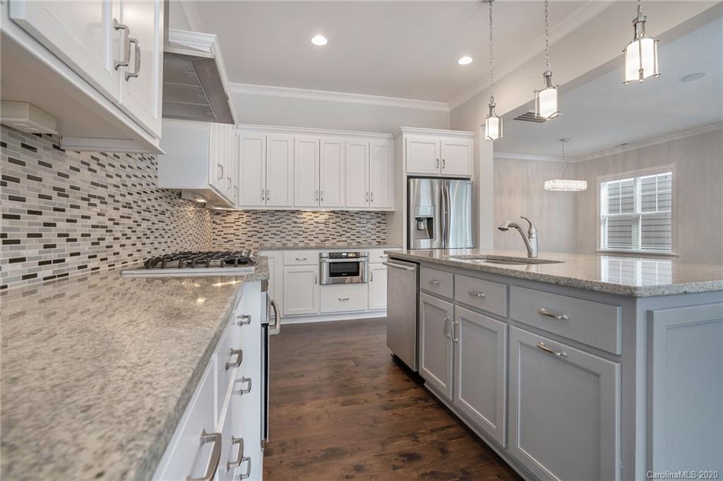 6735 Sardis Road Charlotte, NC 28270 - Photo 12 of 32 Gallery Image 12