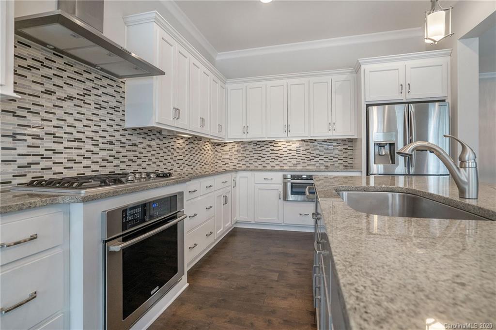 6735 Sardis Road Charlotte, NC 28270 - Photo 13 of 32 Gallery Image 13