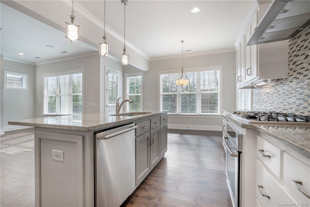 6735 Sardis Road Charlotte, NC 28270 - Photo 15 of 32 Gallery Image 15
