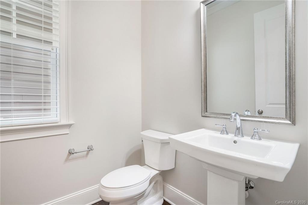 6735 Sardis Road Charlotte, NC 28270 - Photo 16 of 32 Gallery Image 16