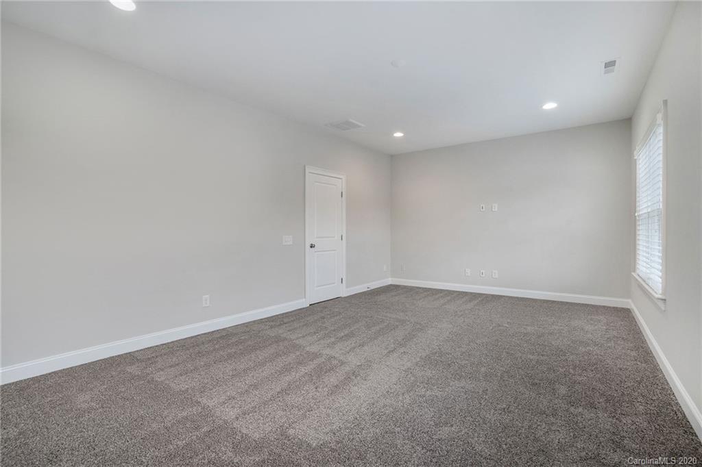 6735 Sardis Road Charlotte, NC 28270 - Photo 27 of 32 Gallery Image 27