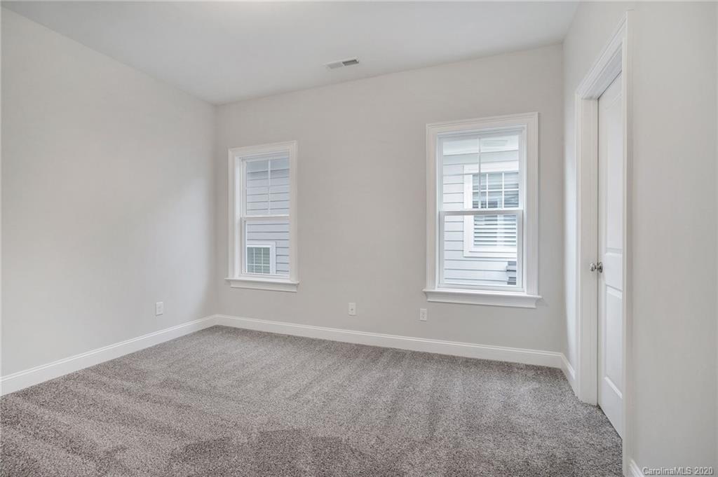 6735 Sardis Road Charlotte, NC 28270 - Photo 28 of 32 Gallery Image 28