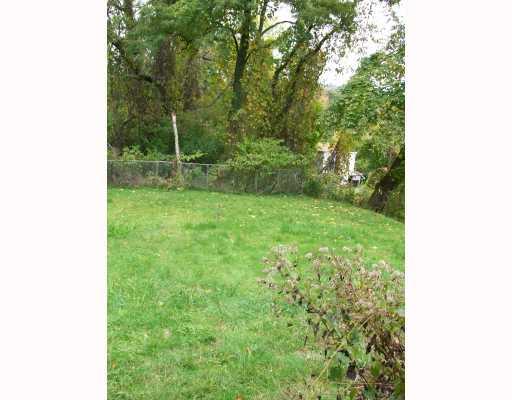 1808 Warren Street Fineview, PA 15212 - Photo 16 of 18 Exterior Front. Large private partially fenced back yard