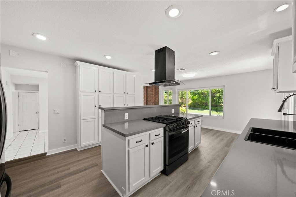 1636 Fairford Drive Fullerton, CA 92833 - Photo 13 of 35