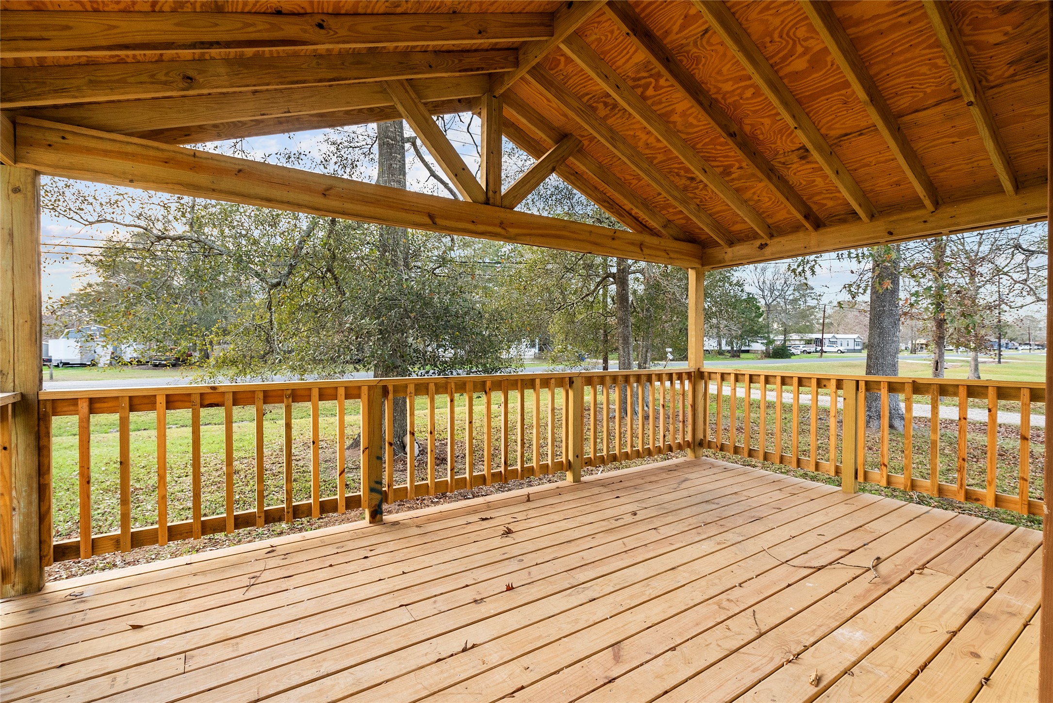 12902 Indian Ridge Drive Dayton, TX 77535 - Photo 6 of 31